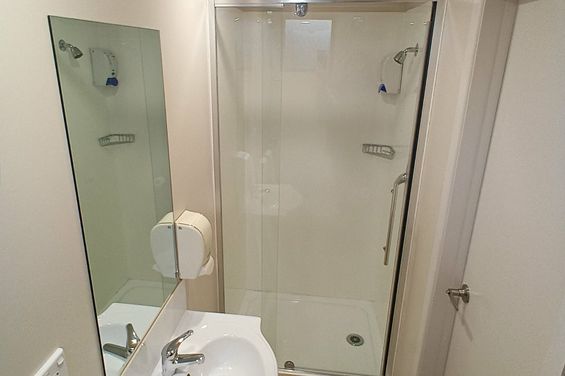Studio%20bathroom%202
